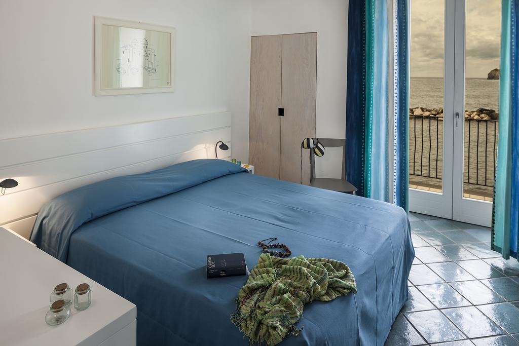 Appartamenti Le Pleiadi - Sant'Angelo D'Ischia Kamer foto